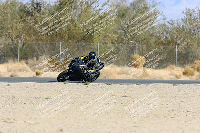 media/Jan-09-2022-SoCal Trackdays (Sun) [[2b1fec8404]]/Turn 6 (1035am)/